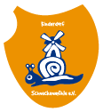 Oranges Logo mit weißem Rand und blauer Schnecke die eine Mühle trägt